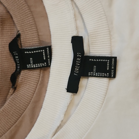 2 Forever 21 Crop Tops - Picture 3 of 3